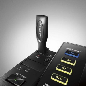 CDJ200 USB input